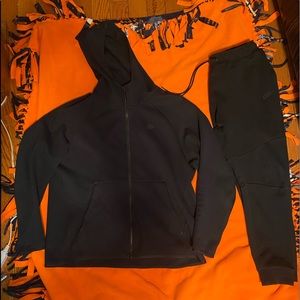 Nike Tech fleece suit